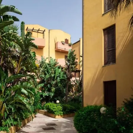Anna Apartment